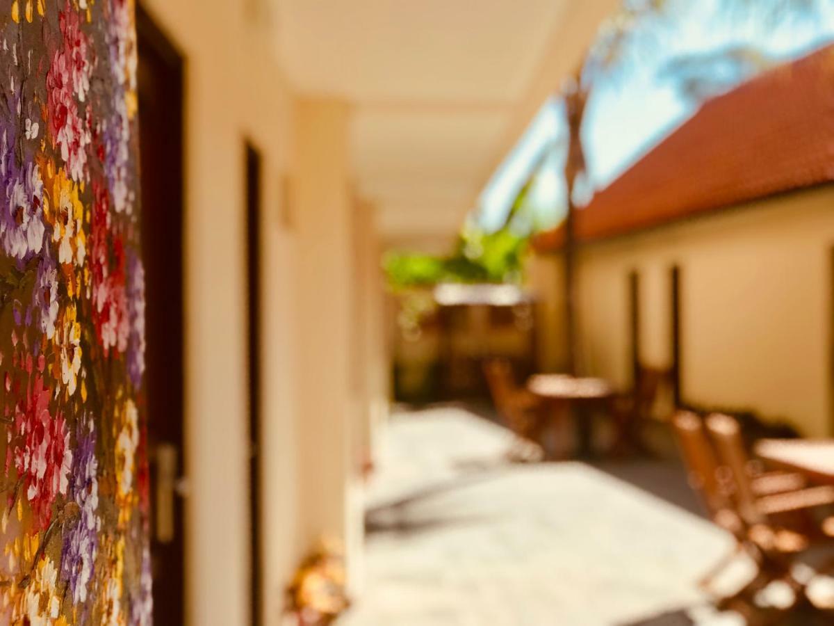 Familytel Bali Hotel Kuta Selatan Exterior photo